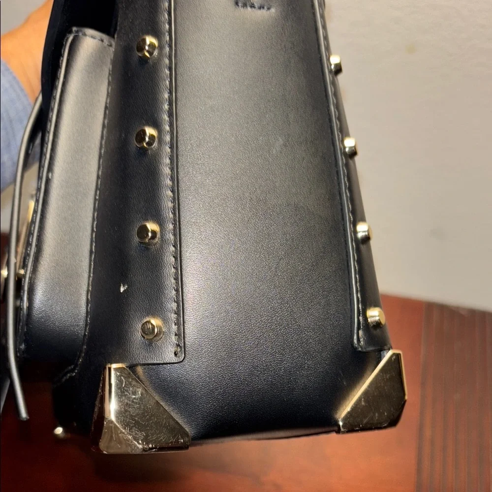 MK Manhattan Medium leather satchel - Picture 8 of 12